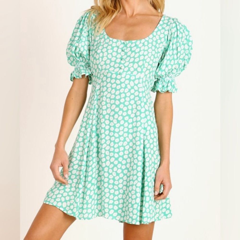 Faithfull the Brand La Barben Mini Dress Cora Floral
green Sz M babydoll rayon - Picture 4 of 13
